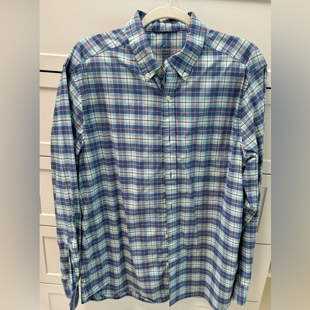 Men’s Vineyard Vines On-the-go performance button down